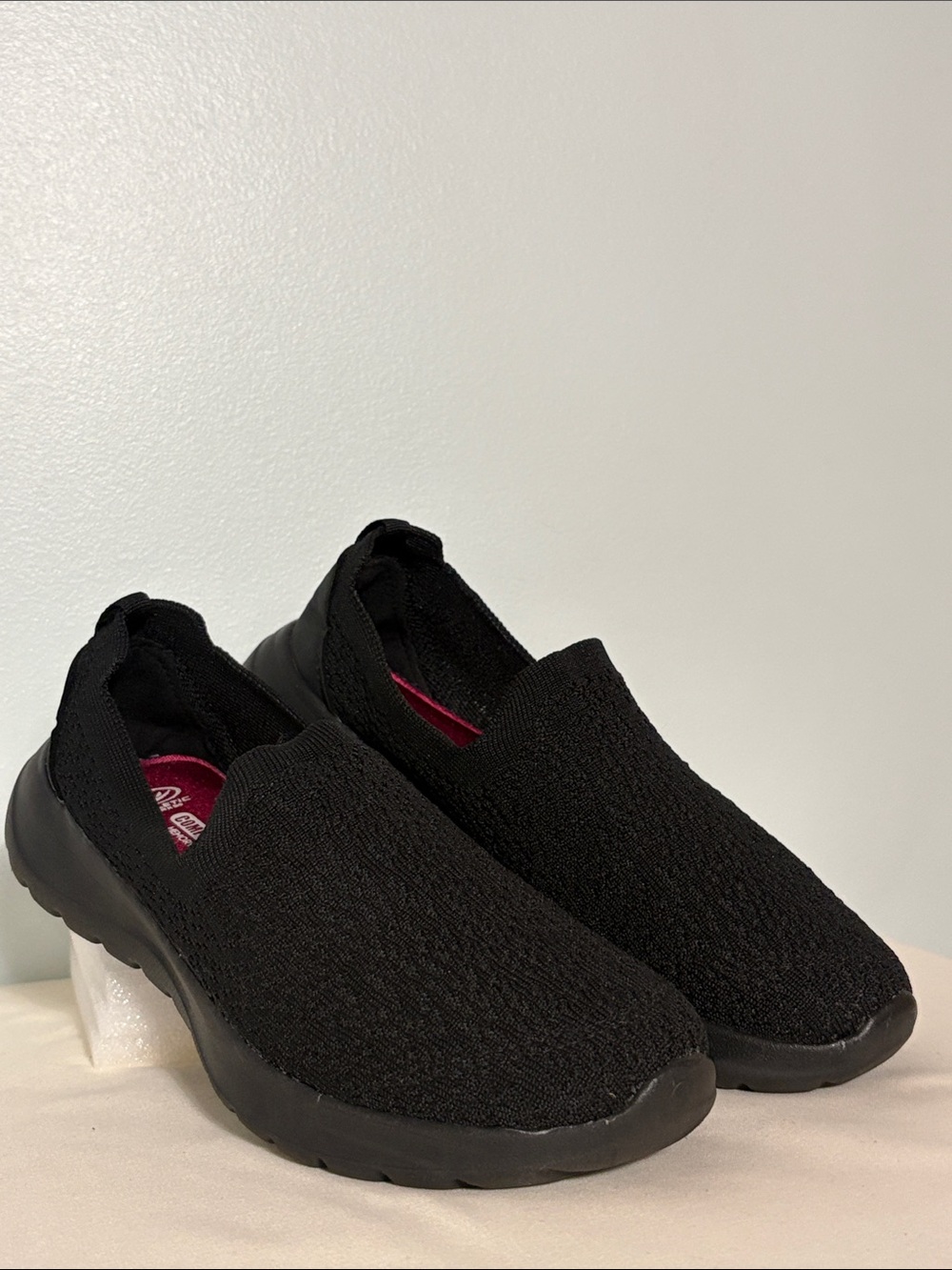 Athletic Works Women's Slip-On Walking Sneakers. Black & White. Size 6/NWOT